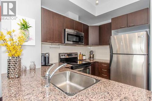 710 - 385 Prince Of Wales Drive, Mississauga (City Centre), ON - Indoor Photo Showing Kitchen With Double Sink With Upgraded Kitchen