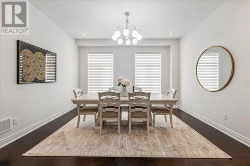 912 Forest Creek Court, Kitchener, ON - Indoor Photo Showing Dining Room