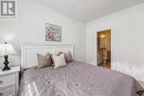 912 Forest Creek Court, Kitchener, ON - Indoor Photo Showing Bedroom