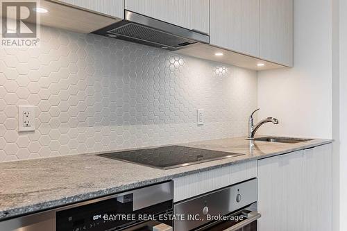 521 - 158 Front Street E, Toronto (Moss Park), ON - Indoor Photo Showing Kitchen