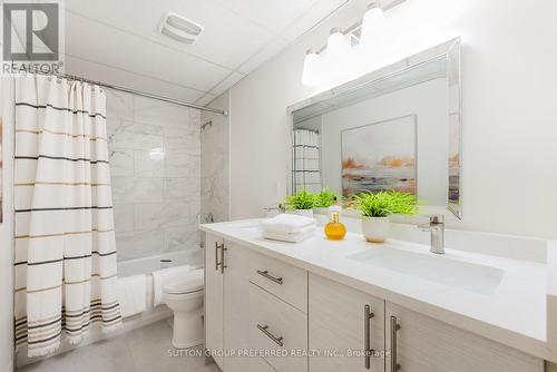 18 - 93 Pine Valley Gate, London, ON - Indoor Photo Showing Bathroom