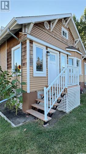 113 Grant Street, Davidson, SK - Outdoor