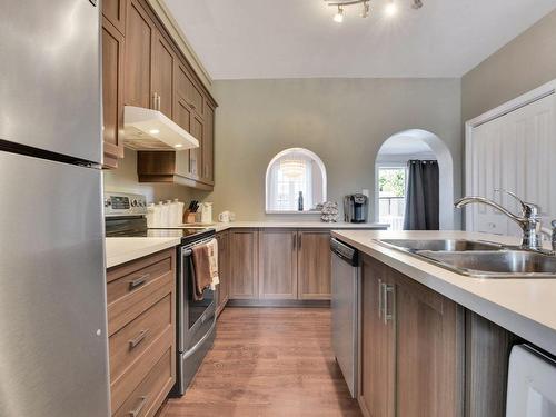 Cuisine - 1604  - 1606 Rue Notre-Dame, L'Ancienne-Lorette, QC - Indoor Photo Showing Kitchen With Double Sink With Upgraded Kitchen