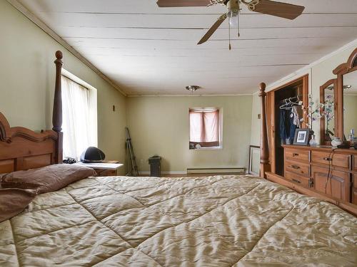 Chambre Ã Â coucher - 1604  - 1606 Rue Notre-Dame, L'Ancienne-Lorette, QC - Indoor Photo Showing Bedroom