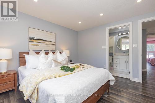 170 Bellefontaine Street, Toronto (L'Amoreaux), ON - Indoor Photo Showing Bedroom