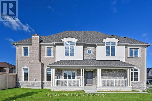 1 Kenneth Ross Bend, East Gwillimbury, ON - Outdoor With Facade