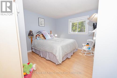 40 Barrington Crescent, Brampton (Heart Lake East), ON - Indoor Photo Showing Bedroom