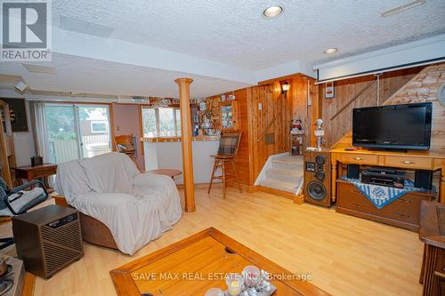 40 Barrington Crescent, Brampton (Heart Lake East), ON - Indoor Photo Showing Other Room