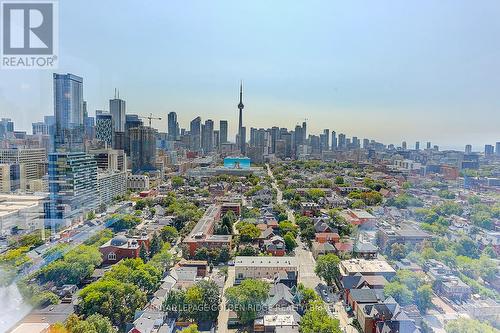 2708 - 203 College Street, Toronto (Kensington-Chinatown), ON - Outdoor With View