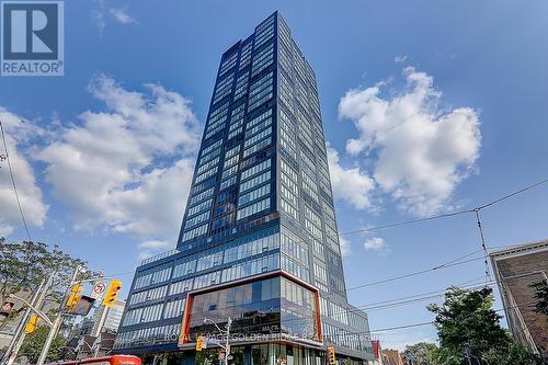 2708 - 203 College Street, Toronto (Kensington-Chinatown), ON - Outdoor