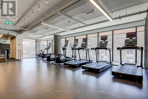 2708 - 203 College Street, Toronto (Kensington-Chinatown), ON - Indoor Photo Showing Gym Room