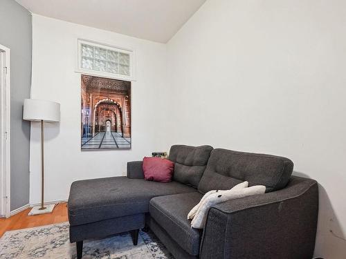 Den - 2470  - 2474 Rue Coursol, Montréal (Le Sud-Ouest), QC - Indoor Photo Showing Living Room