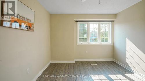 21 Bentley Crescent, Barrie (400 West), ON - Indoor Photo Showing Other Room