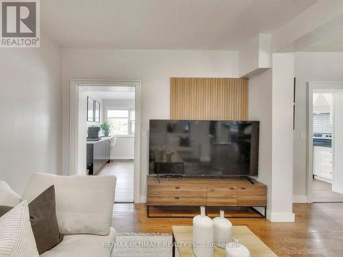 73 Clouston Avenue, Toronto, ON - Indoor Photo Showing Living Room