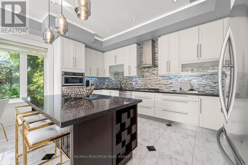 64 Cresthaven Drive, Toronto (Hillcrest Village), ON - Indoor Photo Showing Kitchen With Upgraded Kitchen