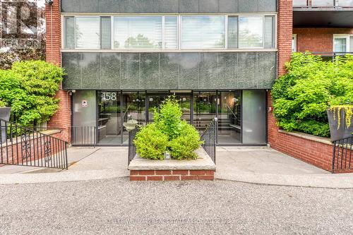 109 - 158 Crescent Road, Toronto (Rosedale-Moore Park), ON - Outdoor