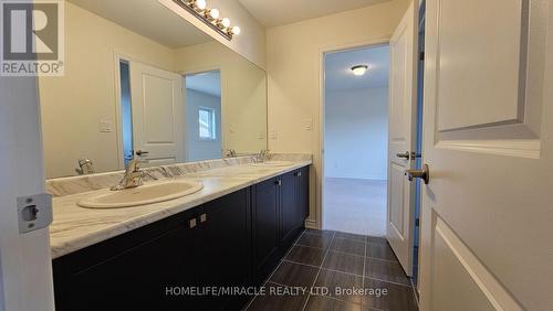 74 Oriole Crescent, Port Colborne, ON - Indoor Photo Showing Bathroom