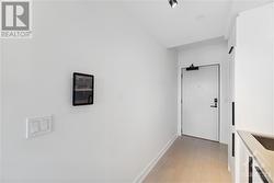 Unit foyer - 