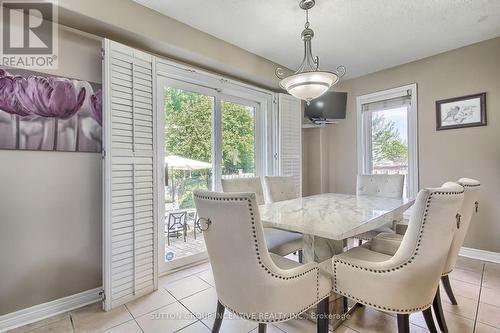 22 Benjamin Lane, Barrie (Painswick South), ON - Indoor Photo Showing Dining Room