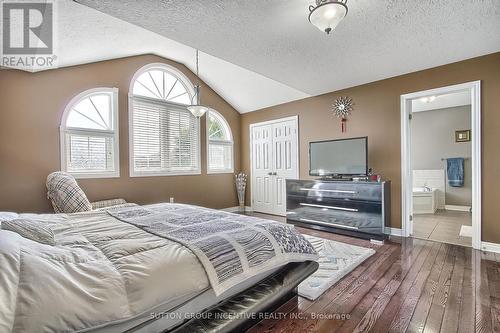 22 Benjamin Lane, Barrie (Painswick South), ON - Indoor Photo Showing Bedroom