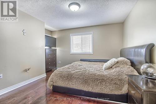 22 Benjamin Lane, Barrie (Painswick South), ON - Indoor Photo Showing Bedroom