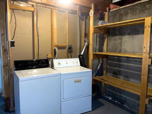 2540 Quilchena Ave, Merritt, BC - Indoor Photo Showing Laundry Room