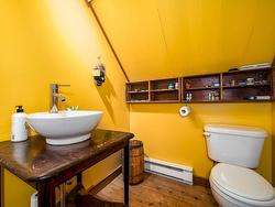 Powder room - 