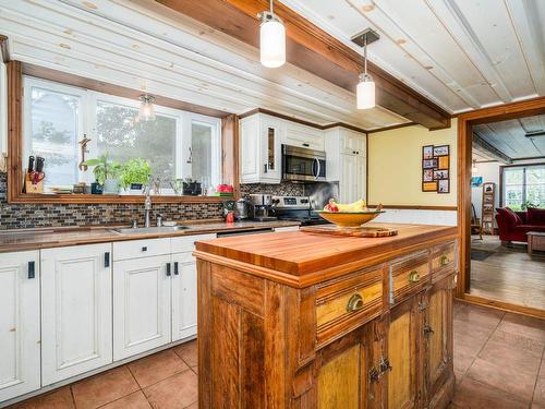 Cuisine - 224 1Re Avenue, Portneuf, QC - Indoor Photo Showing Kitchen