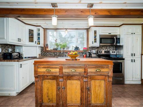 Kitchen - 224 1Re Avenue, Portneuf, QC - Indoor Photo Showing Kitchen