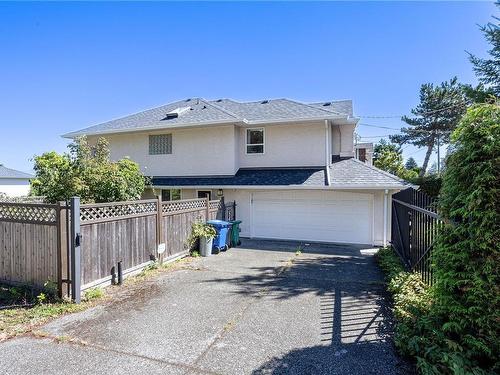 6448 Dover Rd, Nanaimo, BC 