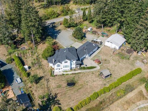 2096 May Rd, Comox, BC 