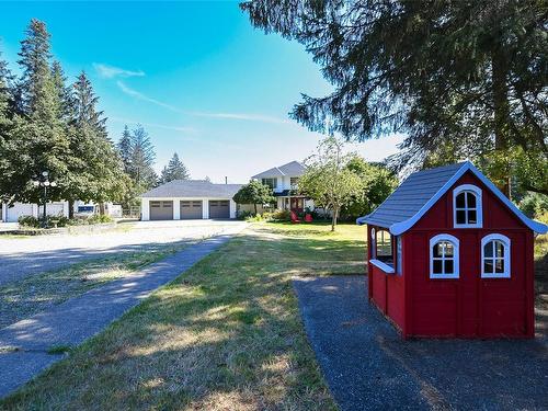 2096 May Rd, Comox, BC 