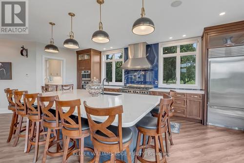 5500 Steeles Avenue W, Milton (Nelson), ON - Indoor Photo Showing Dining Room