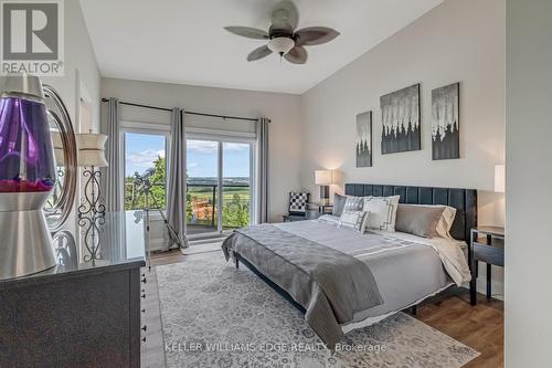 5500 Steeles Avenue W, Milton (Nelson), ON - Indoor Photo Showing Bedroom