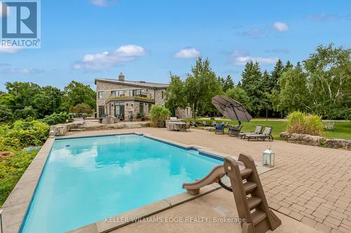 5500 Steeles Avenue W, Milton (Nelson), ON - Outdoor With In Ground Pool With Backyard