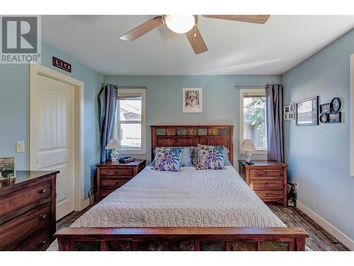 2045 Bernau Court, Lake Country, BC - Indoor Photo Showing Bedroom