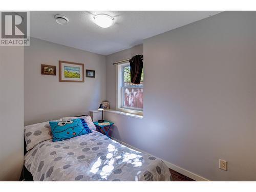 2045 Bernau Court, Lake Country, BC - Indoor Photo Showing Bedroom