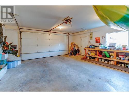 2045 Bernau Court, Lake Country, BC - Indoor Photo Showing Garage