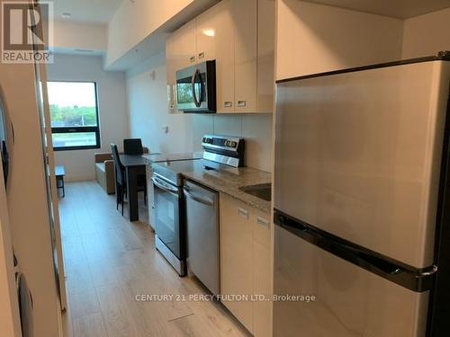 429 - 652 Princess Street, Kingston, ON - Indoor Photo Showing Kitchen