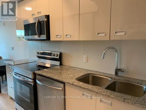 429 - 652 Princess Street, Kingston, ON - Indoor Photo Showing Kitchen With Double Sink