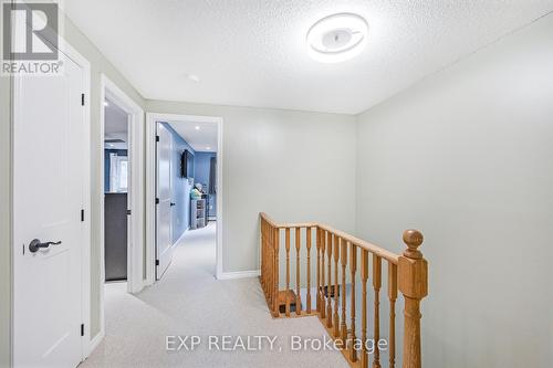 9 Quail Crescent, Barrie, ON - Indoor Photo Showing Other Room