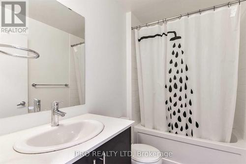 2403 - 360 Square One Drive, Mississauga, ON - Indoor Photo Showing Bathroom