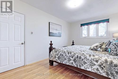 14 Beethoven Court, Toronto (Hillcrest Village), ON - Indoor Photo Showing Bedroom