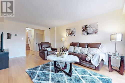 14 Beethoven Court, Toronto (Hillcrest Village), ON - Indoor Photo Showing Living Room