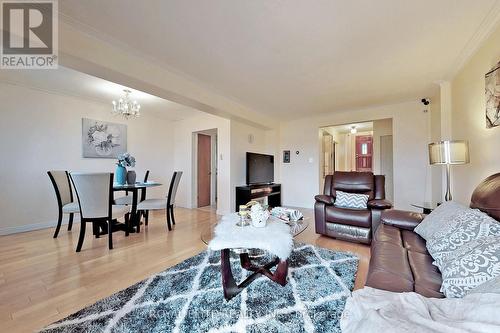 14 Beethoven Court, Toronto (Hillcrest Village), ON - Indoor Photo Showing Living Room