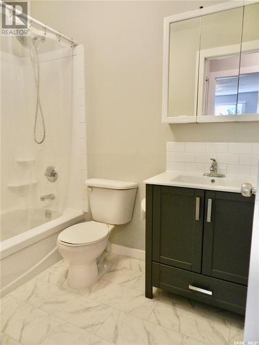 1222 Irving Avenue, Moose Jaw, SK - Indoor Photo Showing Bathroom