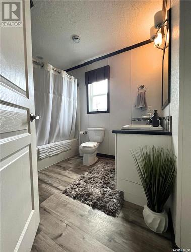 190 Prairie Sun Court, Swift Current Rm No. 137, SK - Indoor Photo Showing Bathroom