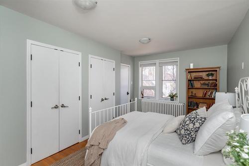 1191 Grosvenor Avenue, Winnipeg, MB - Indoor Photo Showing Bedroom