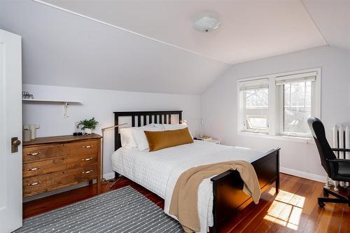 1191 Grosvenor Avenue, Winnipeg, MB - Indoor Photo Showing Bedroom