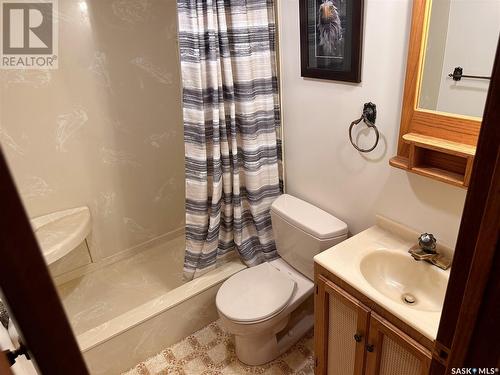 3 Hummingbird Bay, White City, SK - Indoor Photo Showing Bathroom